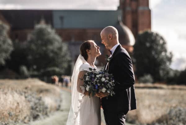 Parbillede af brud og gom ved Bryllup